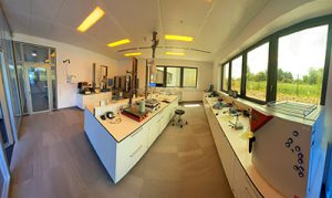 Technikum Hoenle Adhesives Applications Lab